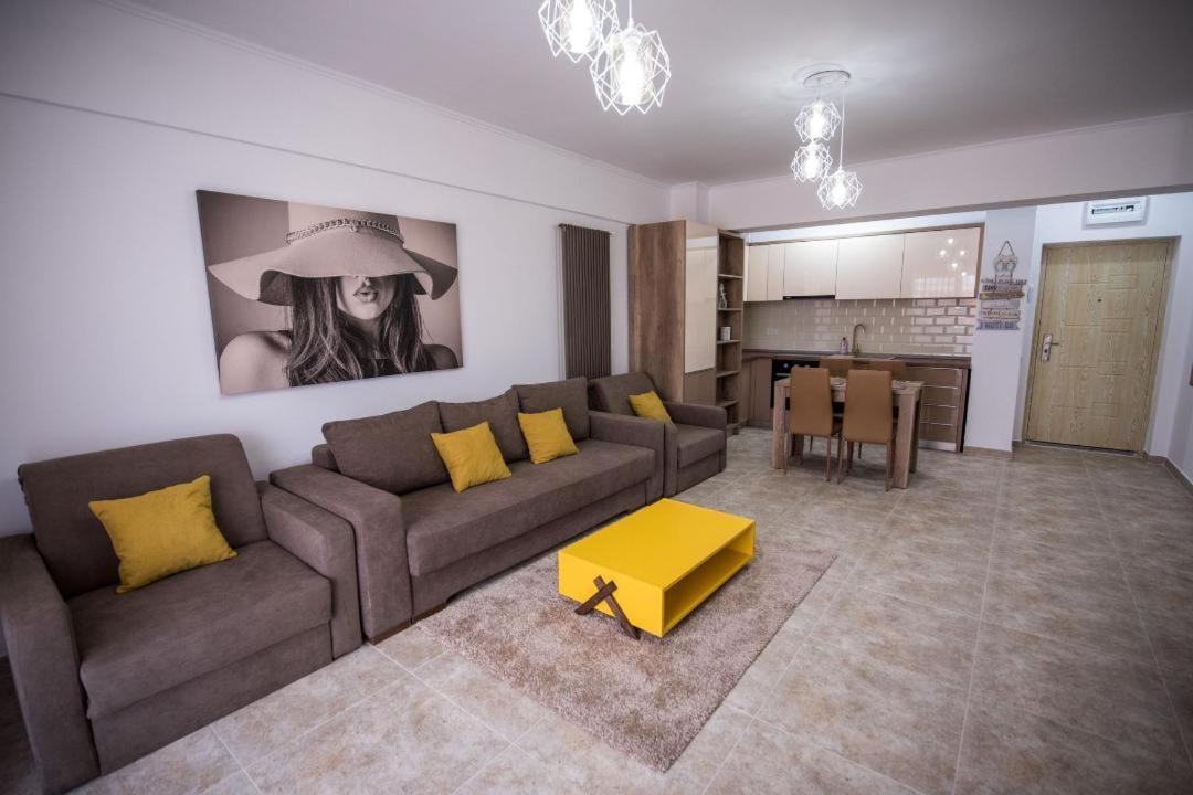 Sophia 2 & Moonlight Apartaments 마마이아 외부 사진